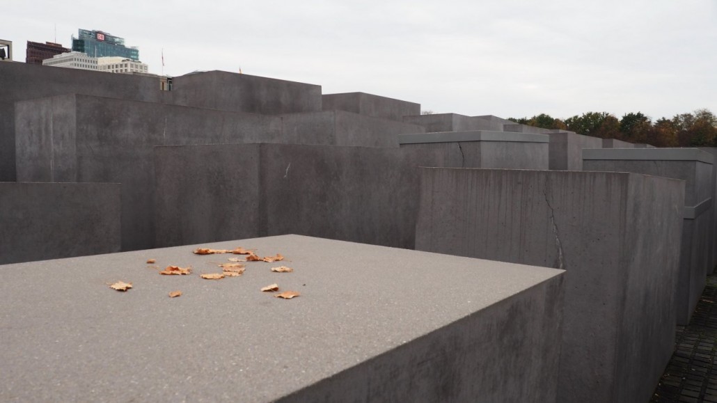memorial1
